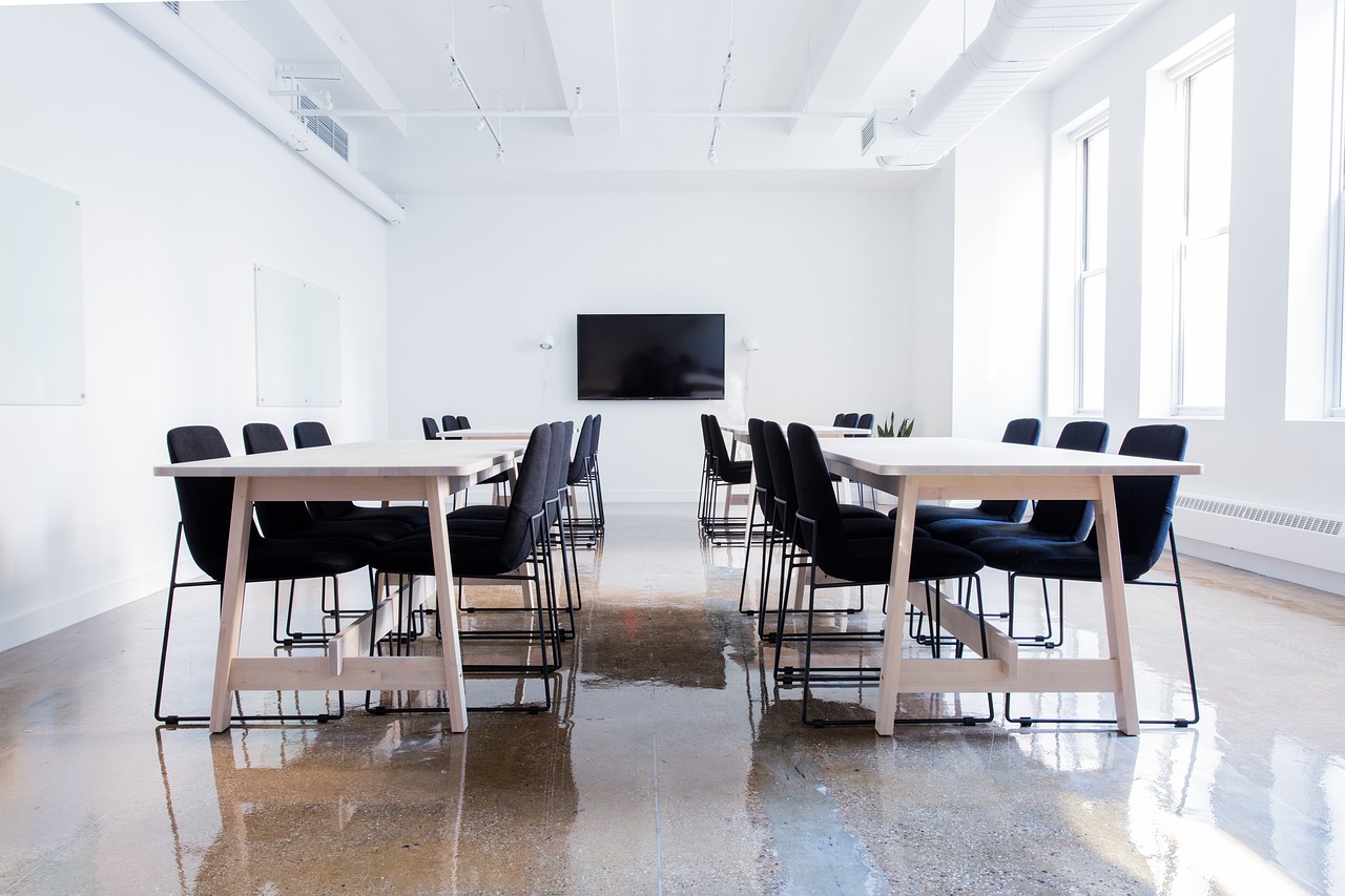 The Ultimate Guide to Choosing Furniture for Small Apartments